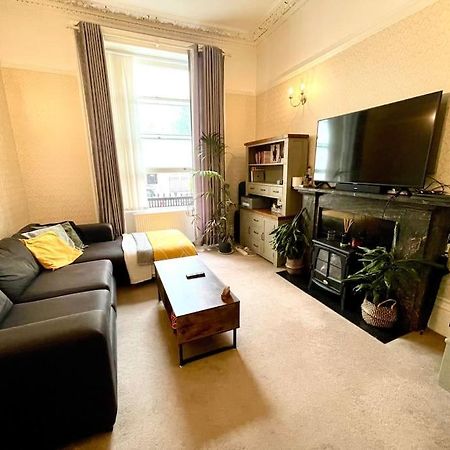 Entire 2 Bedrooms Flat In Victoria, Central Londres Extérieur photo